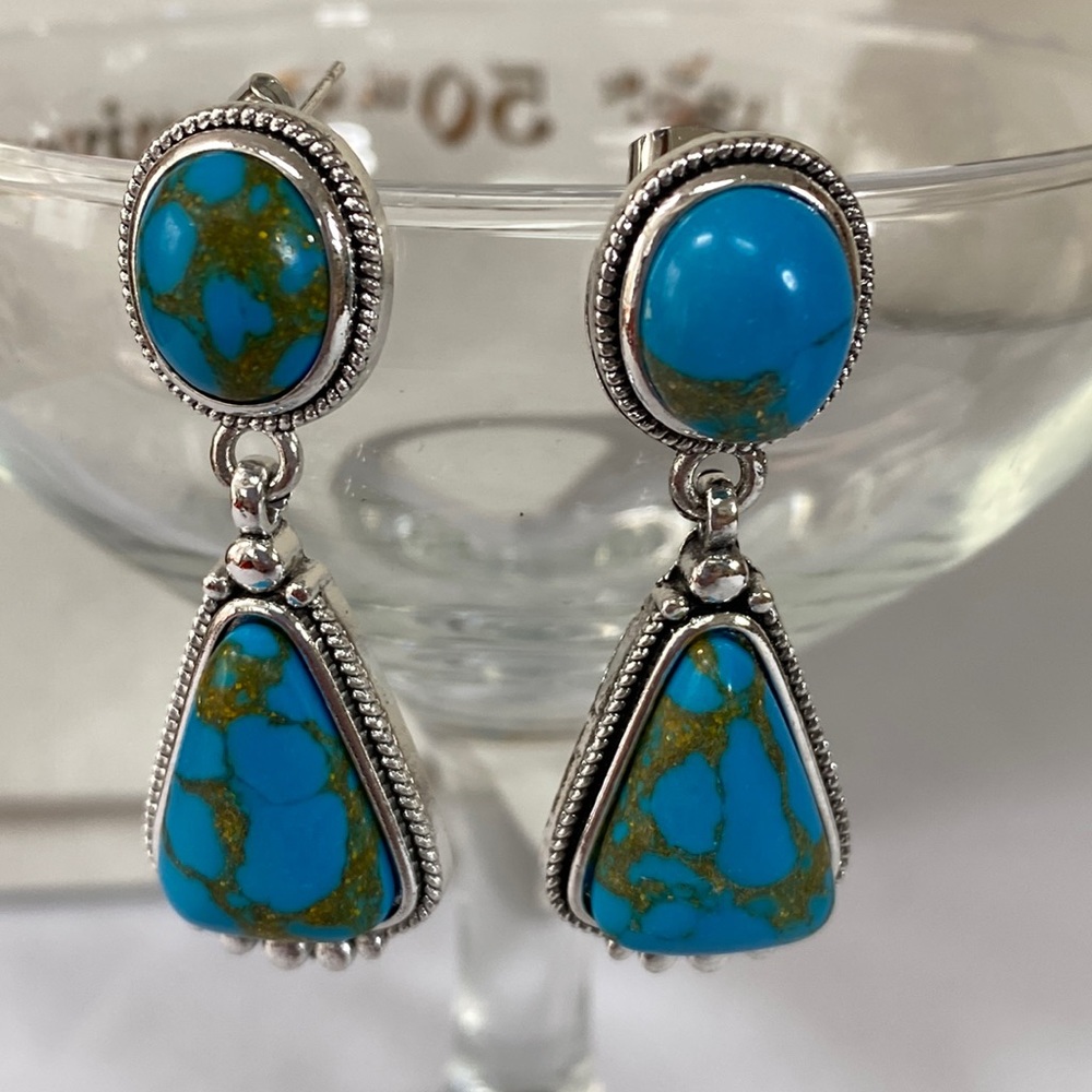 Turquoise style blue and gold vein earrings